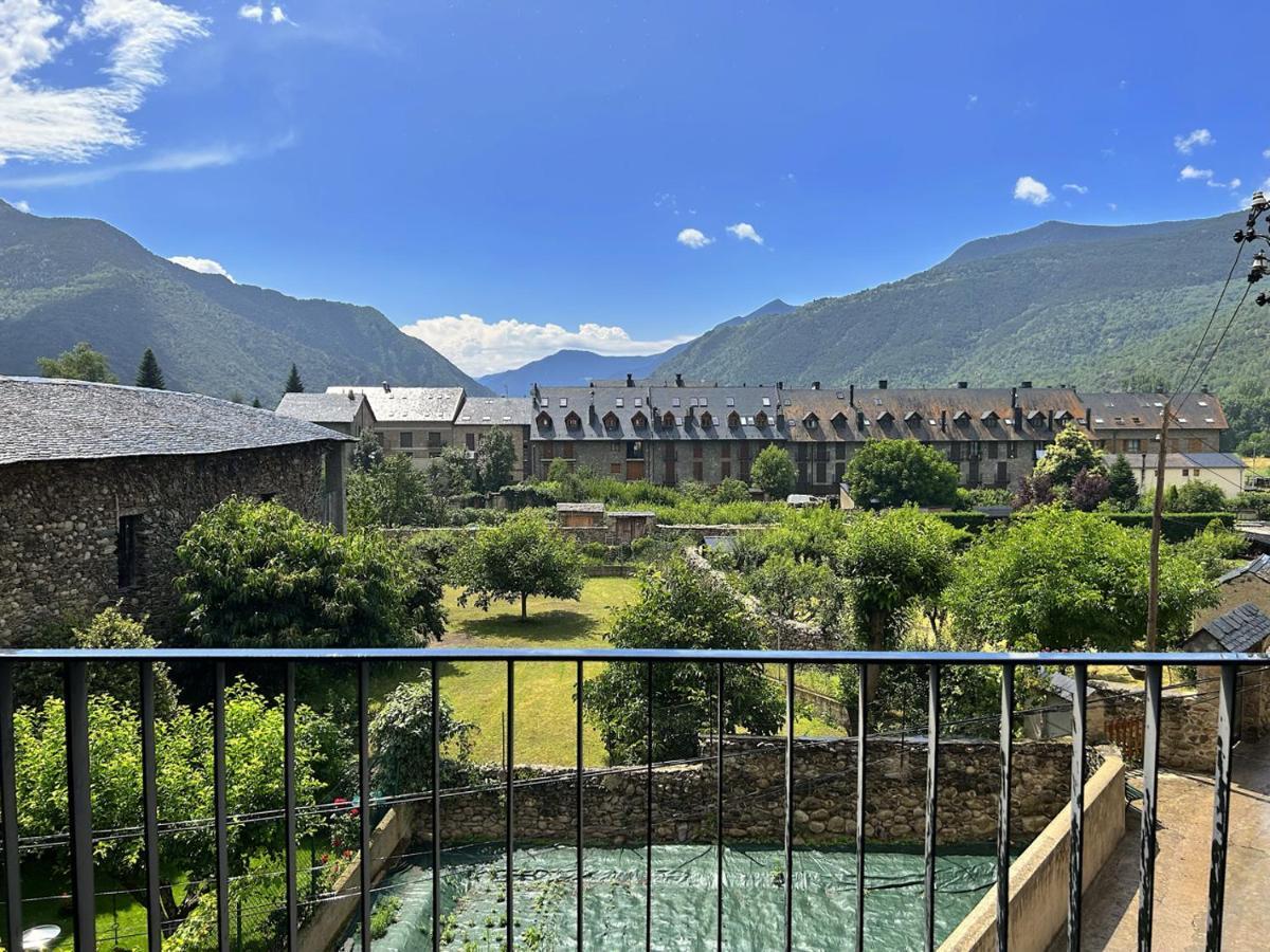 Apartament Al Centre D'Esterri Amb Vistes Uniques By Rural D'Aneu Эстерри-д'Анеу Экстерьер фото